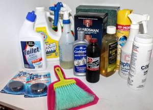 lot 8406 image: Variety of Household Products