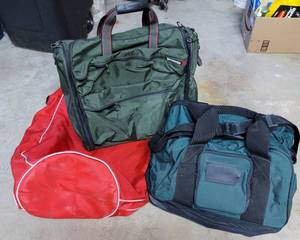 lot 8418 image: (3) Carry On Luggage or Duffel Bags  Golf Club Cover - Samsonite & Lands End