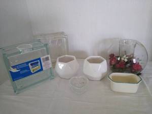 lot 1969 image: Decor glass blocks & bowls