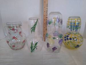 lot 1998 image: 4 - vintage bedside hand painted carafes