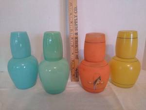 lot 2011 image: 4 - bedside carafes different designs