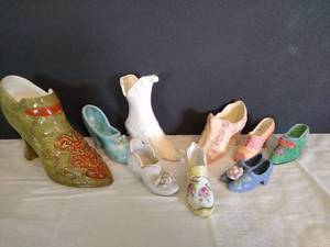 lot 2053 image: Miniature collectible ceramic shoes