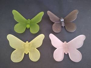 lot 2060 image: Frosted Westmoreland glass butterflies
