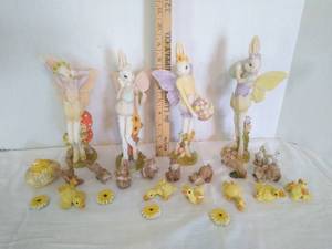 lot 2067 image: Easter decor- some chipsrepairs (see pictures)