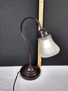 lot 2082 image: Metal office desk lamp