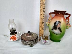 lot 2093 image: 2 - vintage miniature oil lamps, vintage Austria Neo classic vase