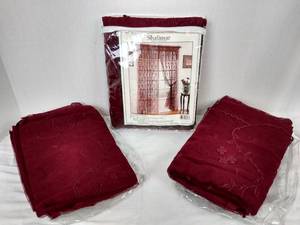 lot 2095 image: Shalimar curtains 55 w x 84 L