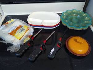 lot 2153 image: Kitchen supplies