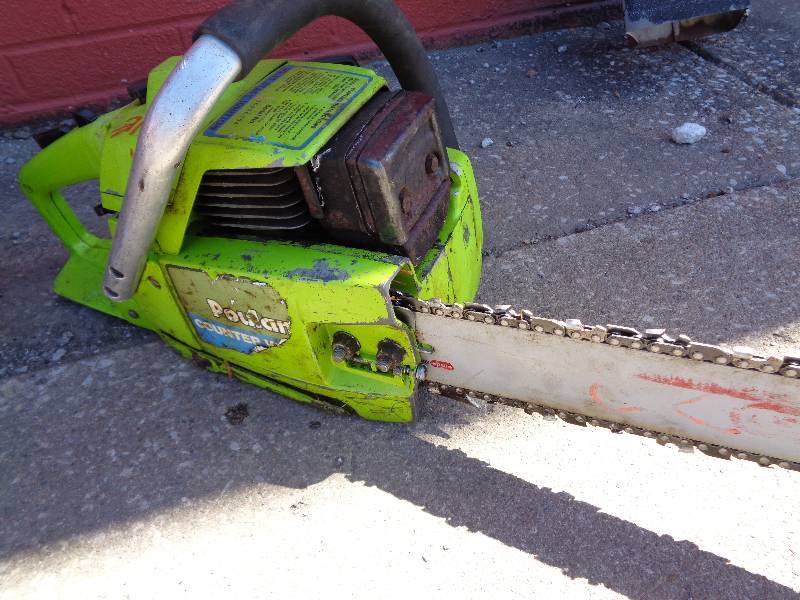 lot 11 image: Poulan Chainsaw