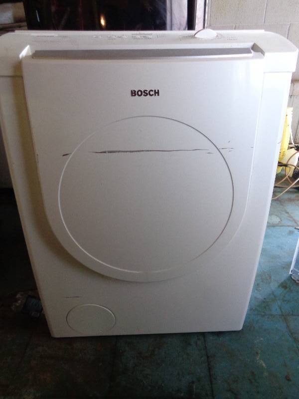 lot 24 image: Bosch Dryer
