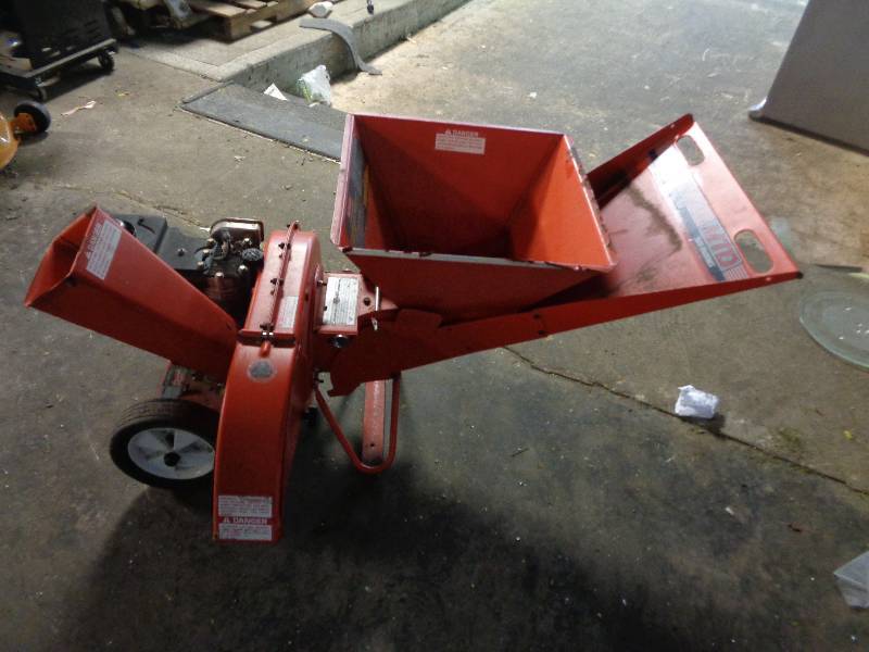 lot 33 image: MTD ChipperShredder