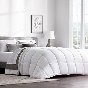 lot 25125 image: WEEKENDER Hypoallergenic Quilted Down Alternative Hotel-Style Use Insert or Stand-Alone Comforter-for All Seasons-Corner Duvet Tabs, Queen, Classic White
