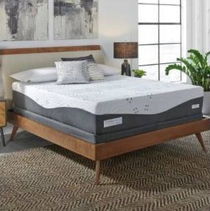 lot 22301 image: ComforPedic Loft from BeautyRest 14-inch NRGel Memory Foam Mattress Set - Retail$1169.99