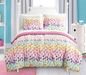 lot 22358 image: Mainstays Kids Spotty Rainbow Bed in a Bag Bedding Set