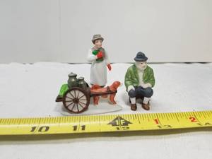 lot 2059 image: Heritage Village Collection. Alpine Villagers. Department 56