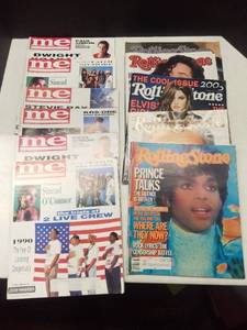 lot 3523 image: Lot of Rolling Stone and Music Entertainment Magazines
