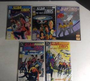 lot 1055 image: Lot of 5 Star Trek Comics