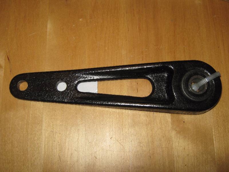 lot 3043 image: Freightliner Clutch Control Lever #ESS-1116