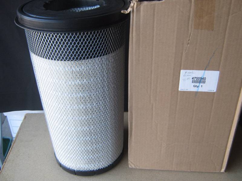 lot 3063 image: Hitachi Air Filter 34700940