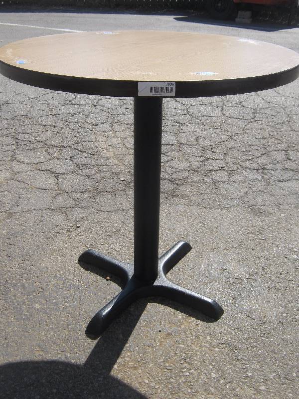 lot 3096 image: 30 round table with iron base and veneer top