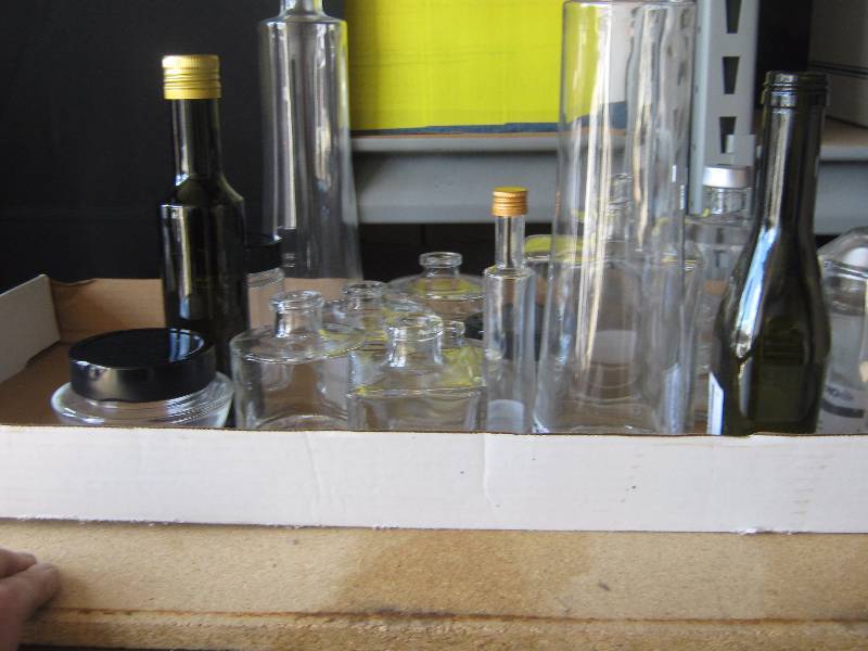 lot 3111 image: 24 ct. lot Vetro Elite Sample Bottles assorted sizes some with lids, some without