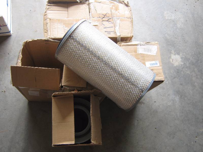 lot 3115 image: 6 ct. lot Baldwin PA2405 Air Filters