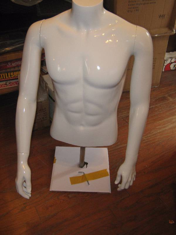 lot 3157 image: VMX Visual Merchandise Xperts MT9G (Malel 2 Torso) High Gloss White Mannequin torso with arms and hands, metal base stand included