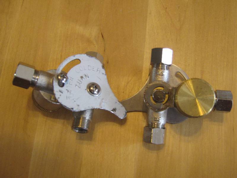 lot 3179 image: 2 ct. lot Zurn MV Mixing valve, lead free