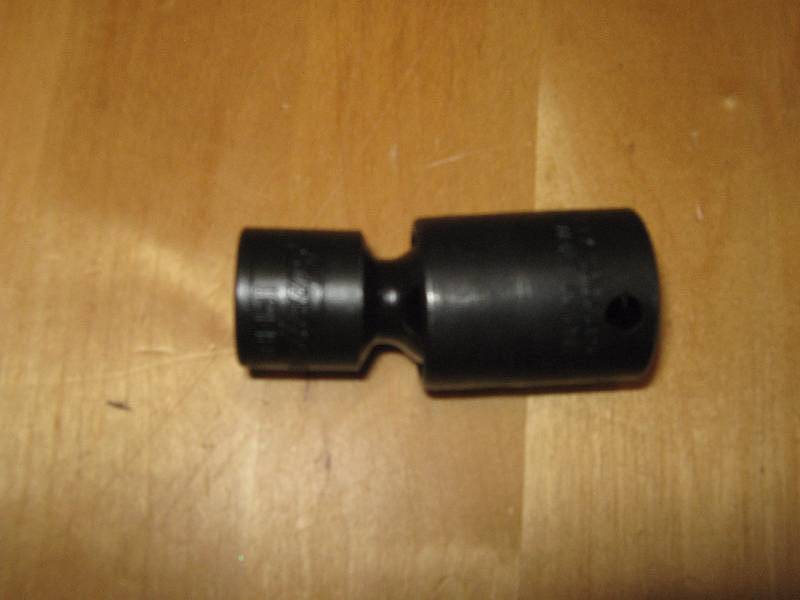 lot 3206 image: snap-on 6 point 916 shallow swival impact socket