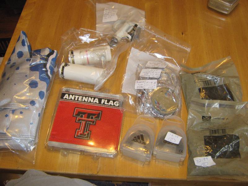 lot 3235 image: resale lot of sporting goods over 200.00 resale value