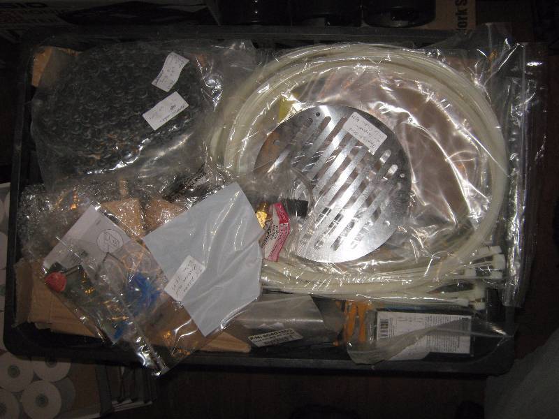 lot 3252 image: large box general merchandise over 200.00 in resale value (crate not included)