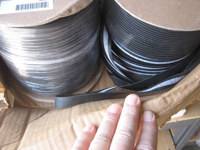 lot 3292 image: 2 rolls acrylic binding used in upholstery for automotive and marine 200 yard per roll