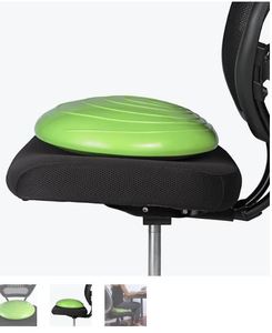 lot 6200 image: Gaiam Green Sitting Pad