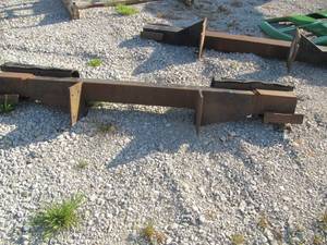 lot 4032 image: 1 LOT Forklift Hitch and Carrier that Bolts on Trucks and or Trailers