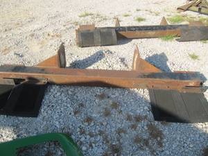 lot 4033 image: Lot of (1) Forklift Hitch and Carrier that Bolts on Trucks and or Trailers