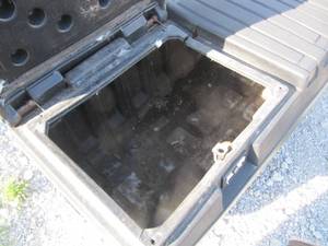 lot 4028 image: Large Pickup  Truck Tool and Work Box