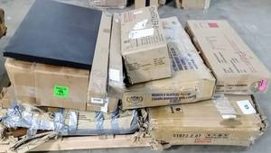 lot 99999 image: Lot of 10 Incomplete or Damaged Furniture & Other Items on Pallet