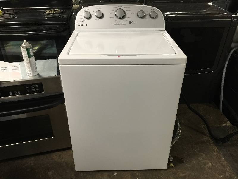 lot 7110 image: Whirlpool Cabrio 28 Inch 4.3 cu. ft. Top Load Washer with 12 Wash Cycles, 600 RPM