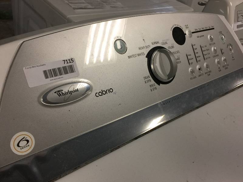 lot 7115 image: WHIRLPOOL - ENERGY STAR� Qualified Cabrio� 3.9 cu. ft. High-Efficiency Top Load Washer