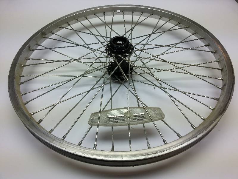 lot 1478 image: Aluminum bicycle 16 alloy rim bead width is 34 light weight for your racer bicycle