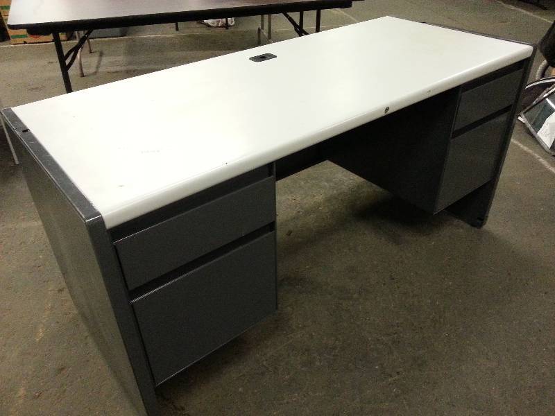 lot 1528 image: 60 wide X 25 deep and 30 off the ground All metal office work or shop bench desk with 4 steel HD drawers