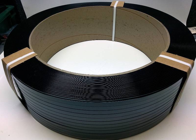 lot 9011 image: New 7,200 foot coil Machine & Hand Grade 12 .020 HD Polyester Plastic Strapping