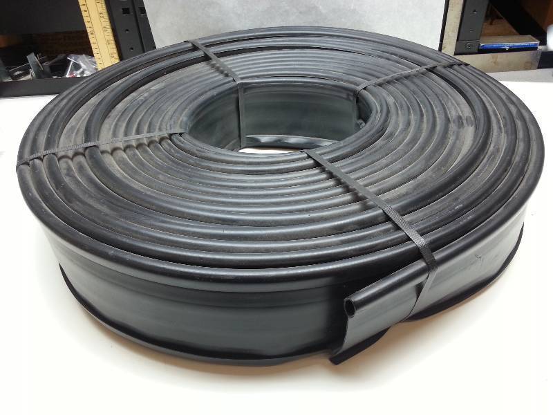 lot 9054 image: New 60 foot roll of Vigoro part # 774 421 landscaping or lawn edging material