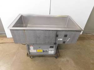 lot 4745 image: 36 Drop In Cold Well