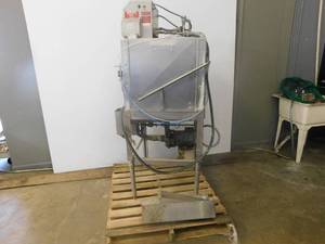 lot 4746 image: Knight Dish Washing Machine