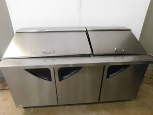 lot 4765 image: Turbo Air Mega Top Prep Table