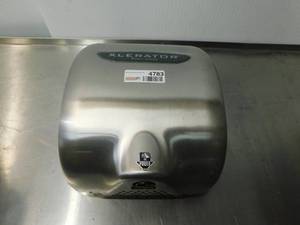 lot 4783 image: Xcelerator Wall Mount Hand Dryer