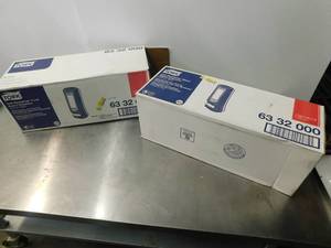 lot 4796 image: 2 - NEW Tork Xpressnap Stand Napkin Dispenser