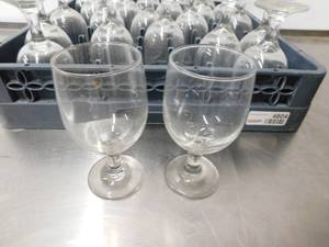 lot 4804 image: Wine Glasses and Dish Rack