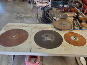 lot 35554 image: 18in Diamond Blade, 18in High Speed Blade, 13in Diamond Blade, 13in High Speed Blade